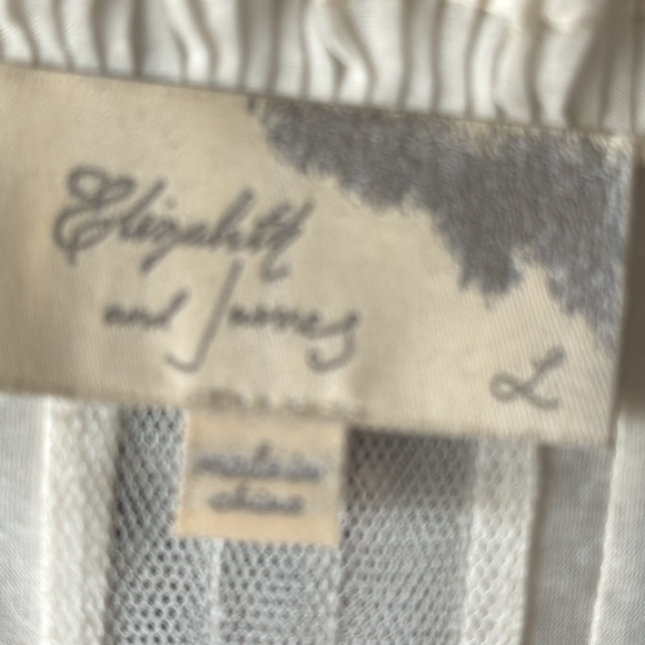 Elizabeth & James Top size Large - Picture 2 of 10